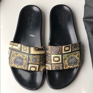 Versace slides